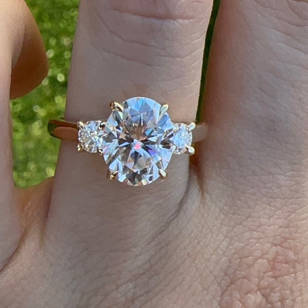 2.5-Carat Oval Moissanite Ring in 14k Yellow Gold | Trellis Setting with Round